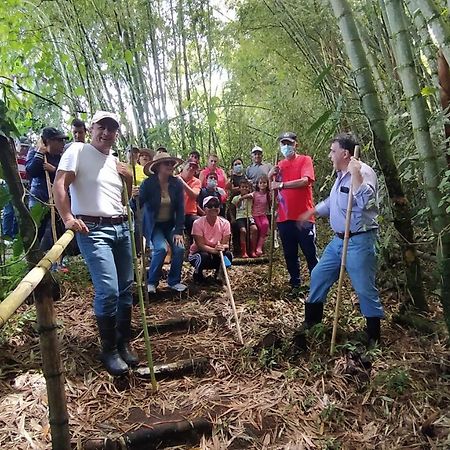 La Acuarela, Posada De La Monita Pereira Ngoại thất bức ảnh