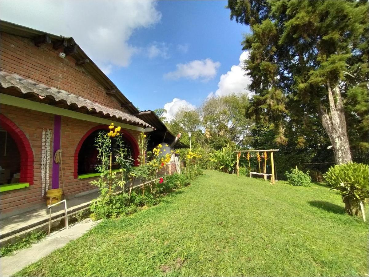 La Acuarela, Posada De La Monita Pereira Ngoại thất bức ảnh